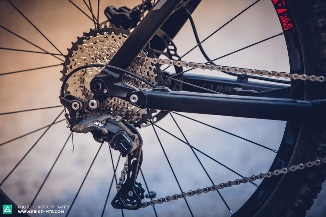 First-rate The 1x11 Shimano drivetrain on the Stereo Hybrid shifts rapidly and precisely, and the huge gear ratio means no more fearful approaches to steep climbs.