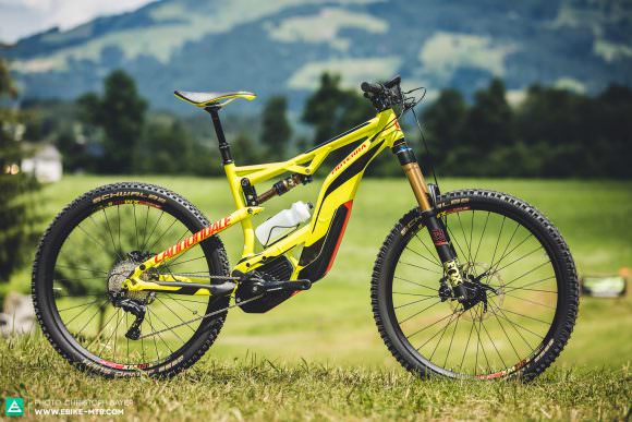 The Moterra LT (Long Travel) comes with 160 mm travel, conventional 27.5 x 2.35“ tires and a solid spec.