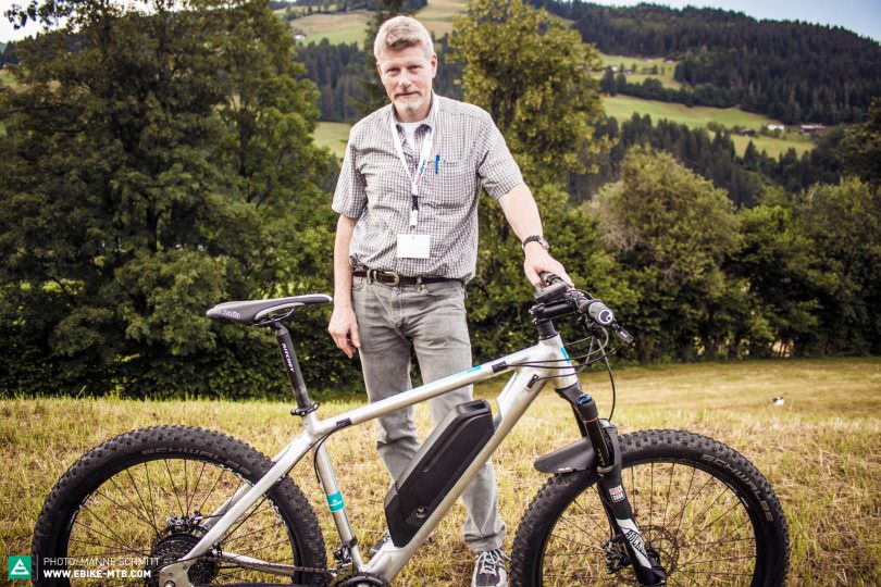 Peter Broghammer war mit mehreren E-Bikes zum Kongress angereist, um das E-Bike-System der Firma Marquardt vorzustellen.