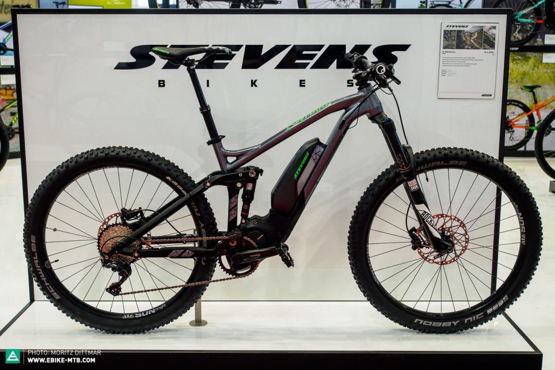 With the broadest appeal for riders out of their latest E-MTB line-up, cast your eyes on the STEVENS E-Whaka+ with 140 mm travel.