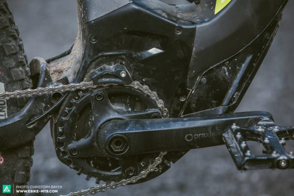 Out of its depth Despite the integrated and (unlike on the photo) correctly set-up chainguide, the Levo continually dropped its chain. Specialized have announced that they’ll make improvements. 
