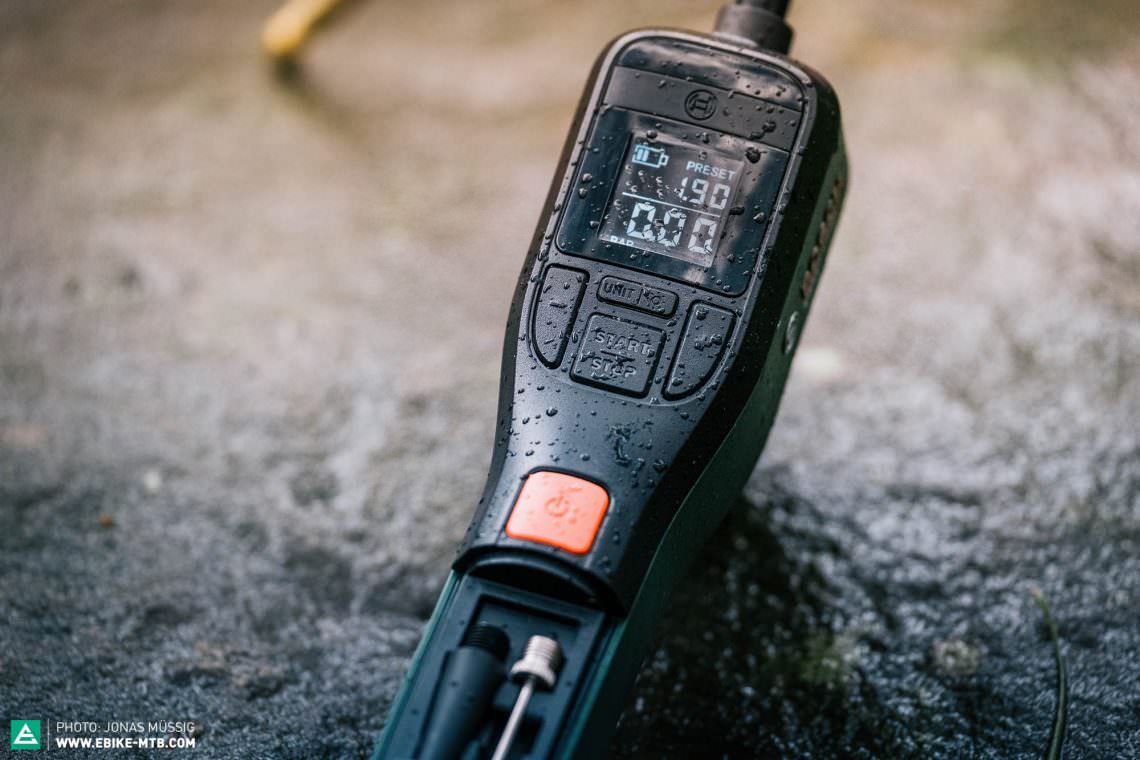 Review and demo of the Bosch EasyPump rechargeable portable tyre inflator  with tips and pros + cons 