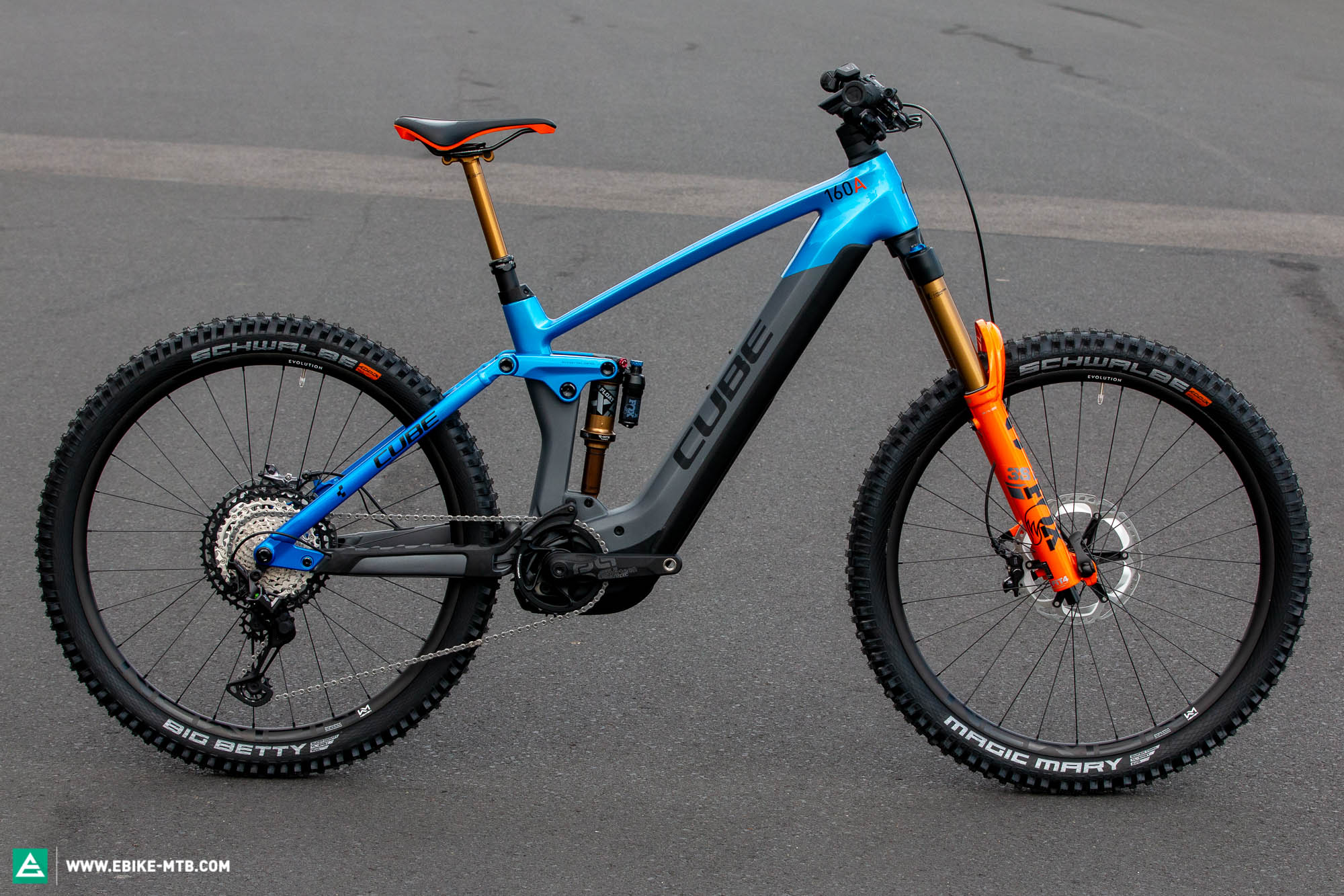 Zin Medic boot Cube present the ebike innovations for the 2022 season with the new Bosch  Smart System and 750 Wh battery | E-MOUNTAINBIKE Magazine
