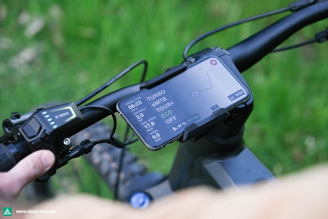 Using smartphones safely on ebikes with Bosch's SmartphoneGrip