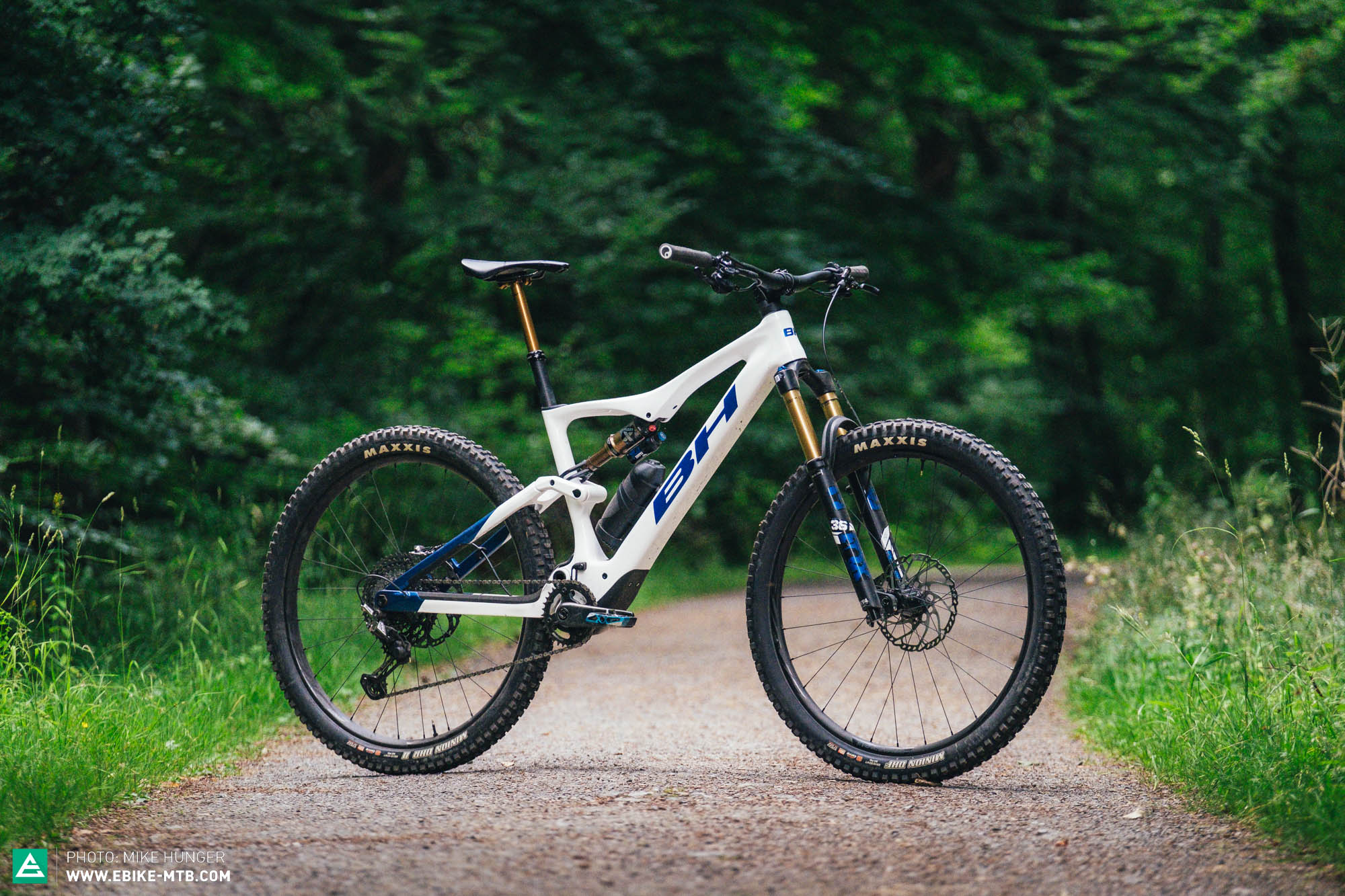 overholdelse TRUE Våd BH iLynx Trail Carbon 2022 with proprietary motor first ride review –  Undercover eBike? | E-MOUNTAINBIKE Magazine